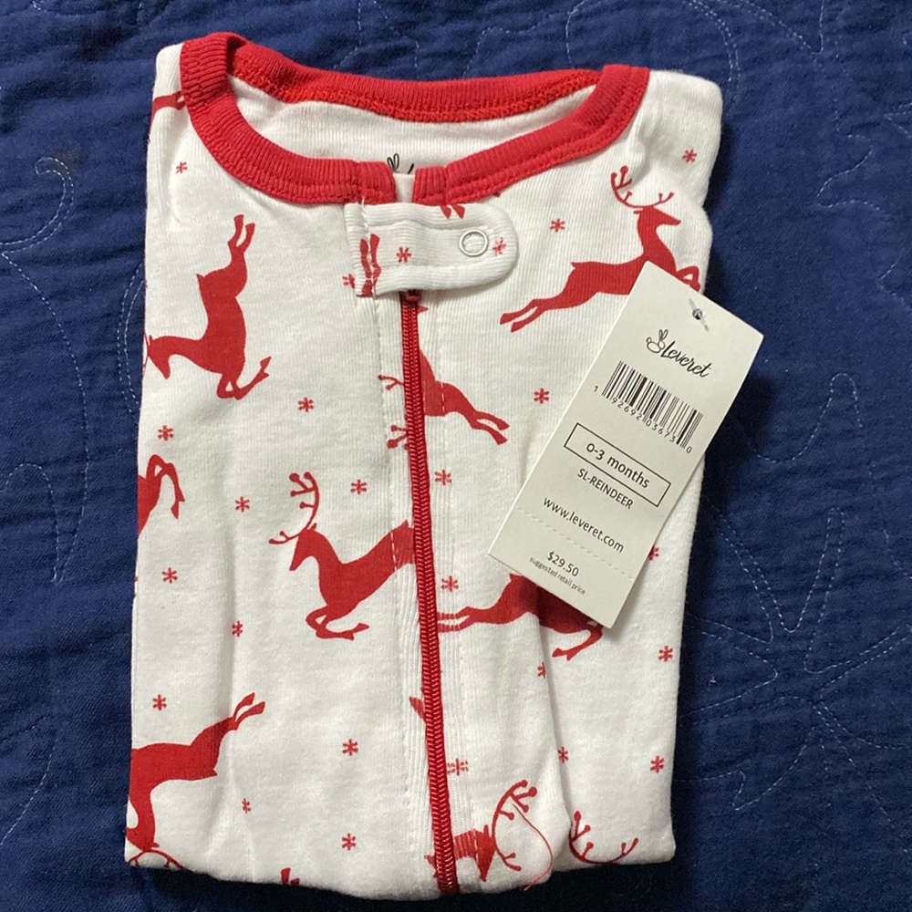 NWT - Leveret Reindeer Sleeper w/ Feet